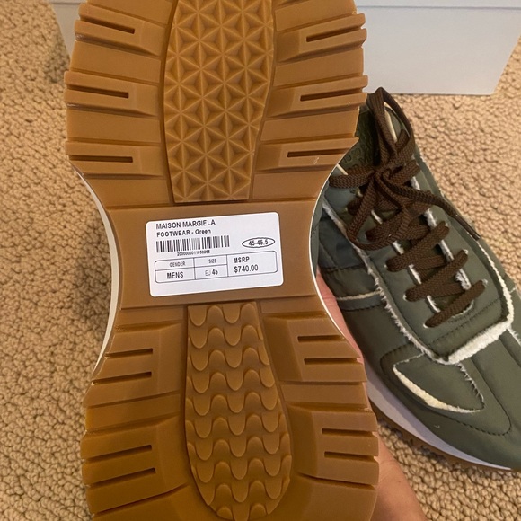 Maison Margiela 50-50 Sneakers in Olive - Picture 9 of 10